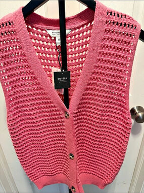 Modernsupply by sanctuary Pink Knit Sweater Vest Size XL. NWT